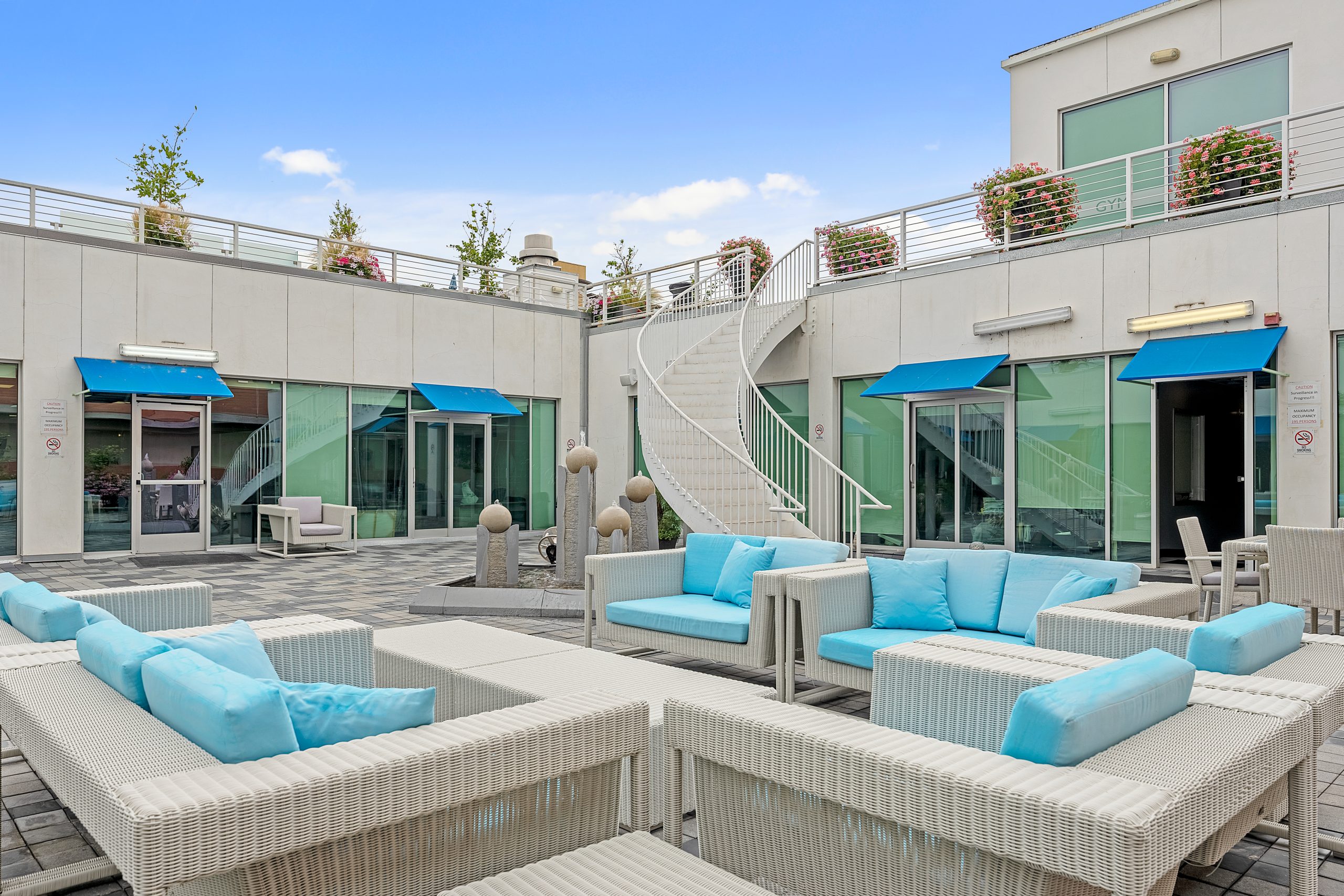 outside seating area