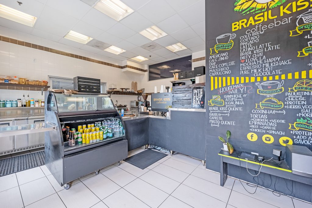 Cafe counter
